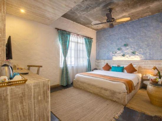 Junior Suite Package